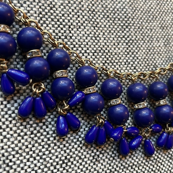 🔹 Vintage J. Crew Royal Blue, Gold and Rhinestone Statement Necklace 🔹 - Picture 10 of 17